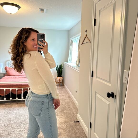 Tuckernuck Never a Wallflower Cream Sequin Bow Cashmere Sweater Small - Picture 4 of 14